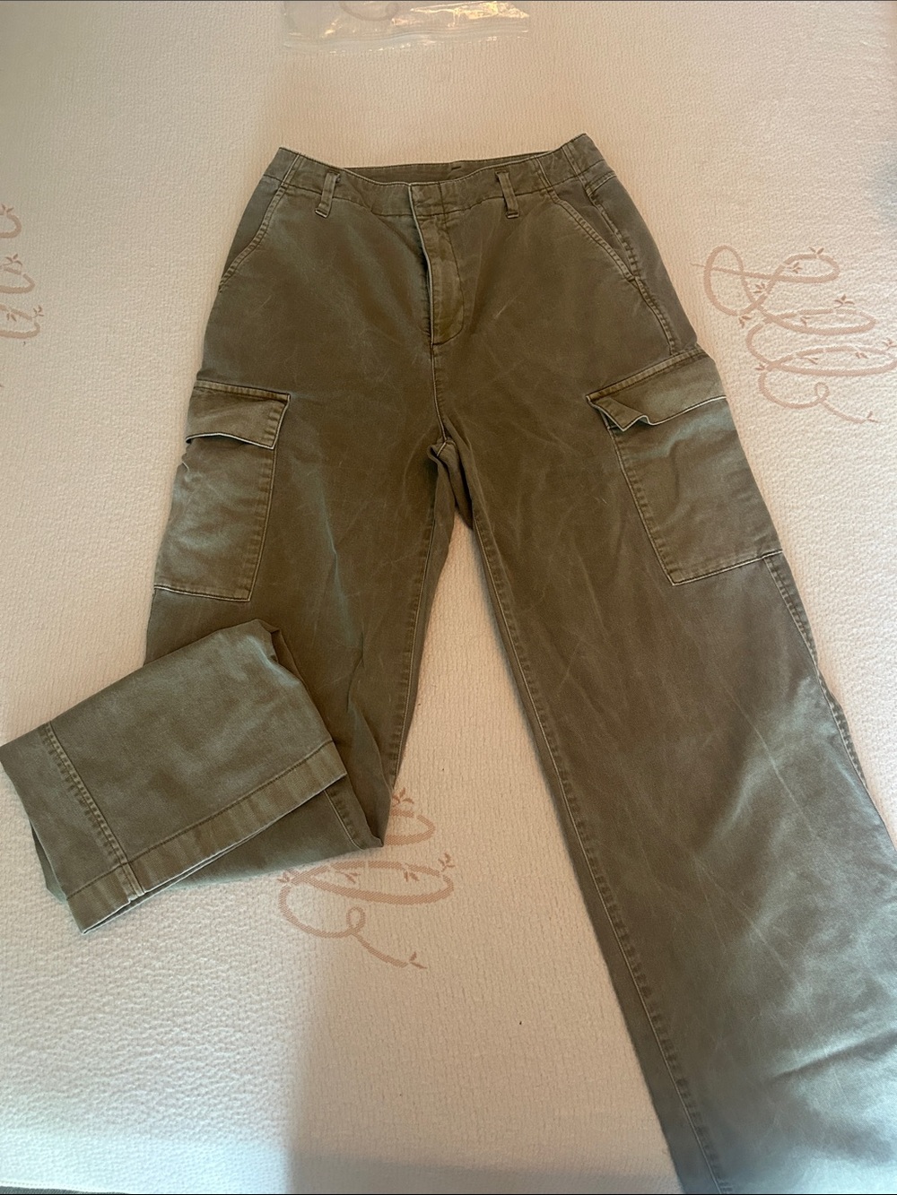 GAP Womens Olive Green Cargo Pants – Utility Pocket Trousers size 26 Tall